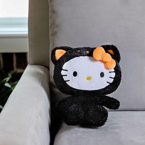 Hello Kitty Halloween Dress Up Plush Toy.